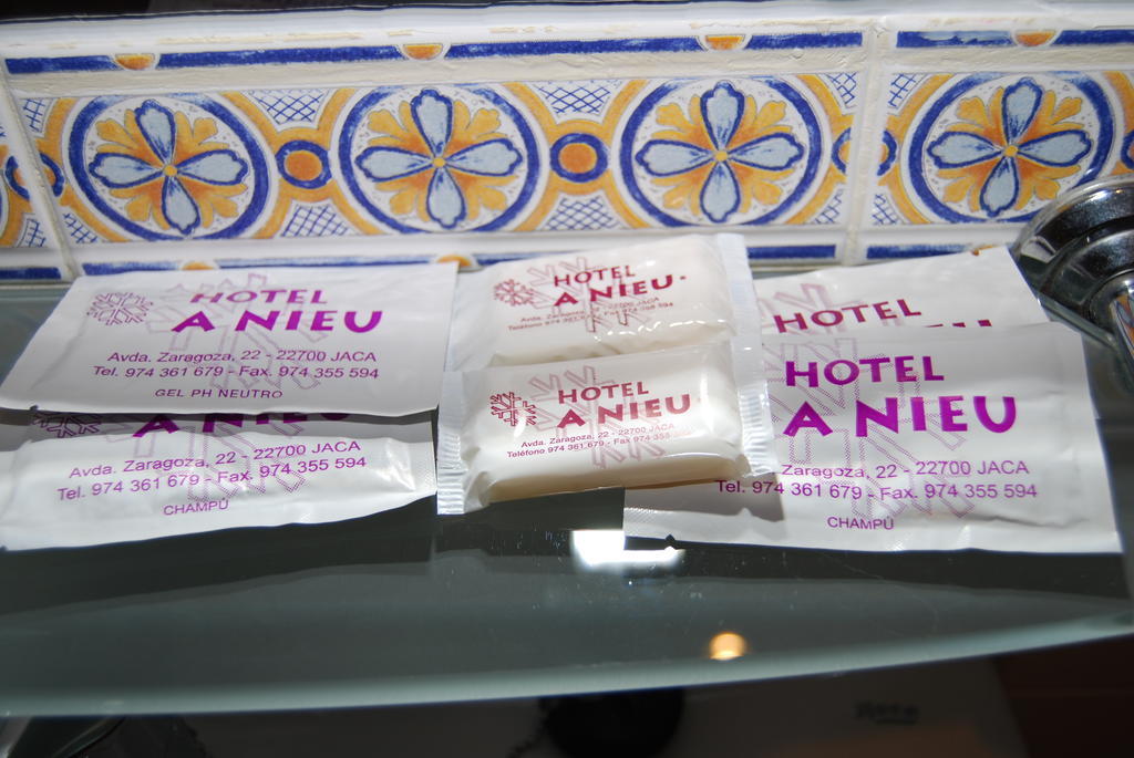 Hotel A Nieu Jaca Phòng bức ảnh